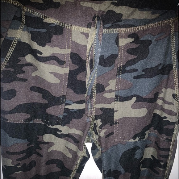 Trendy Girls Joggers • Size M (10/12) - Picture 2 of 4